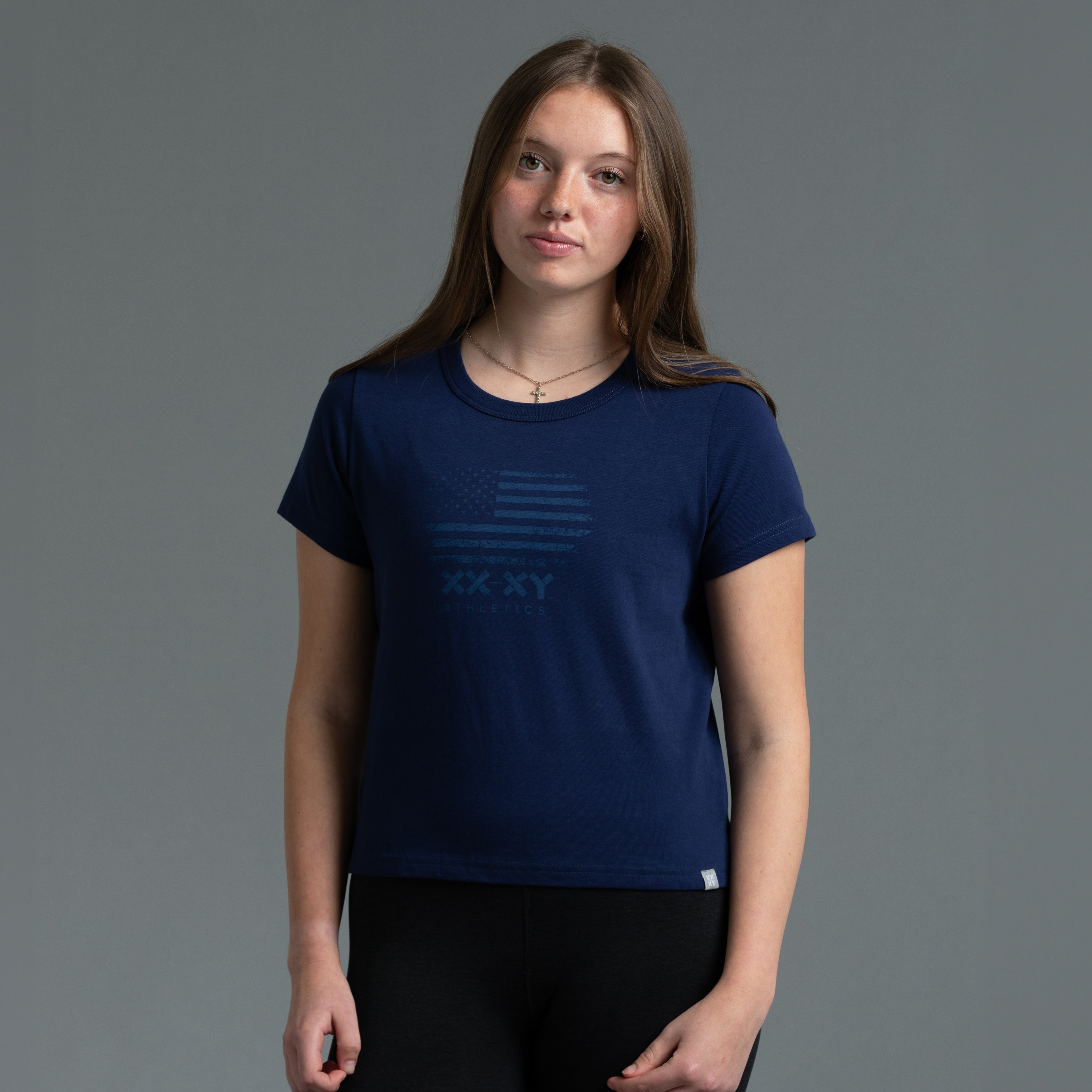 Athlete is 5'6" and is wearing size S