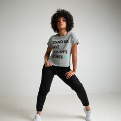Athlete is 5'3" and is wearing size S