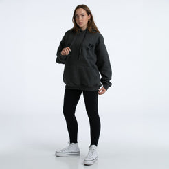 Athlete is 5'6" and is wearing size M