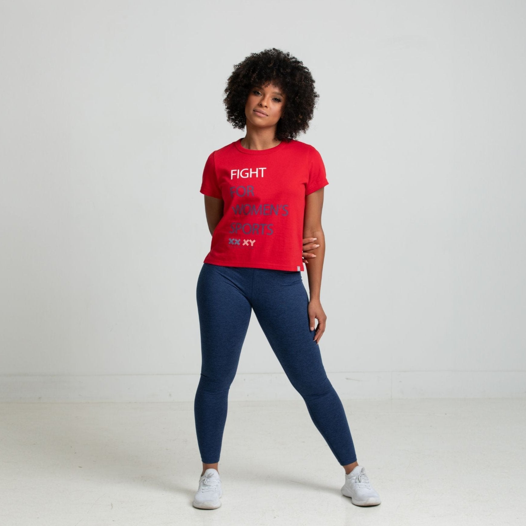Athlete is 5'3" and is wearing size S