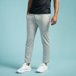 Athlete is 6'7" and is wearing size XL