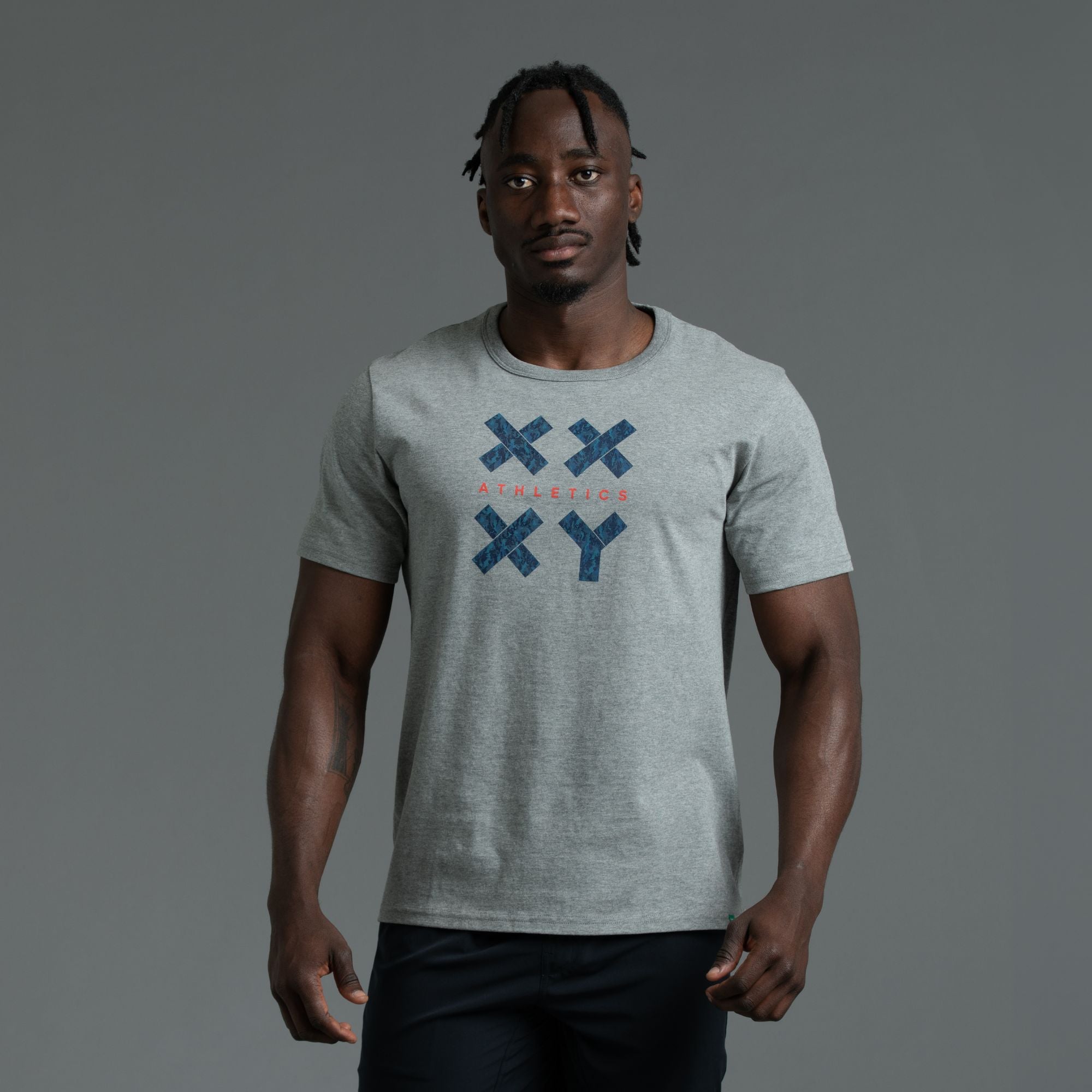 Athlete is 6'2" and is wearing size L
